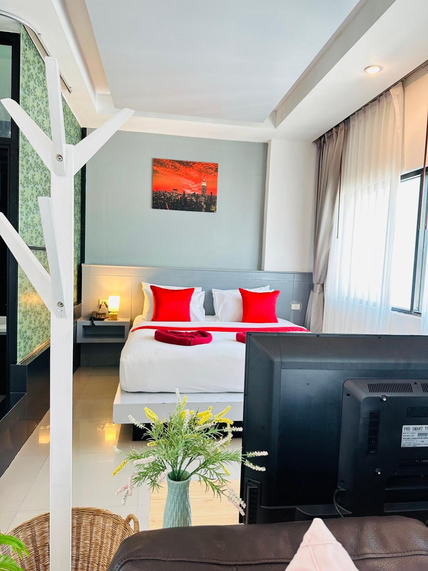 Pj Resortel Hotell Patong